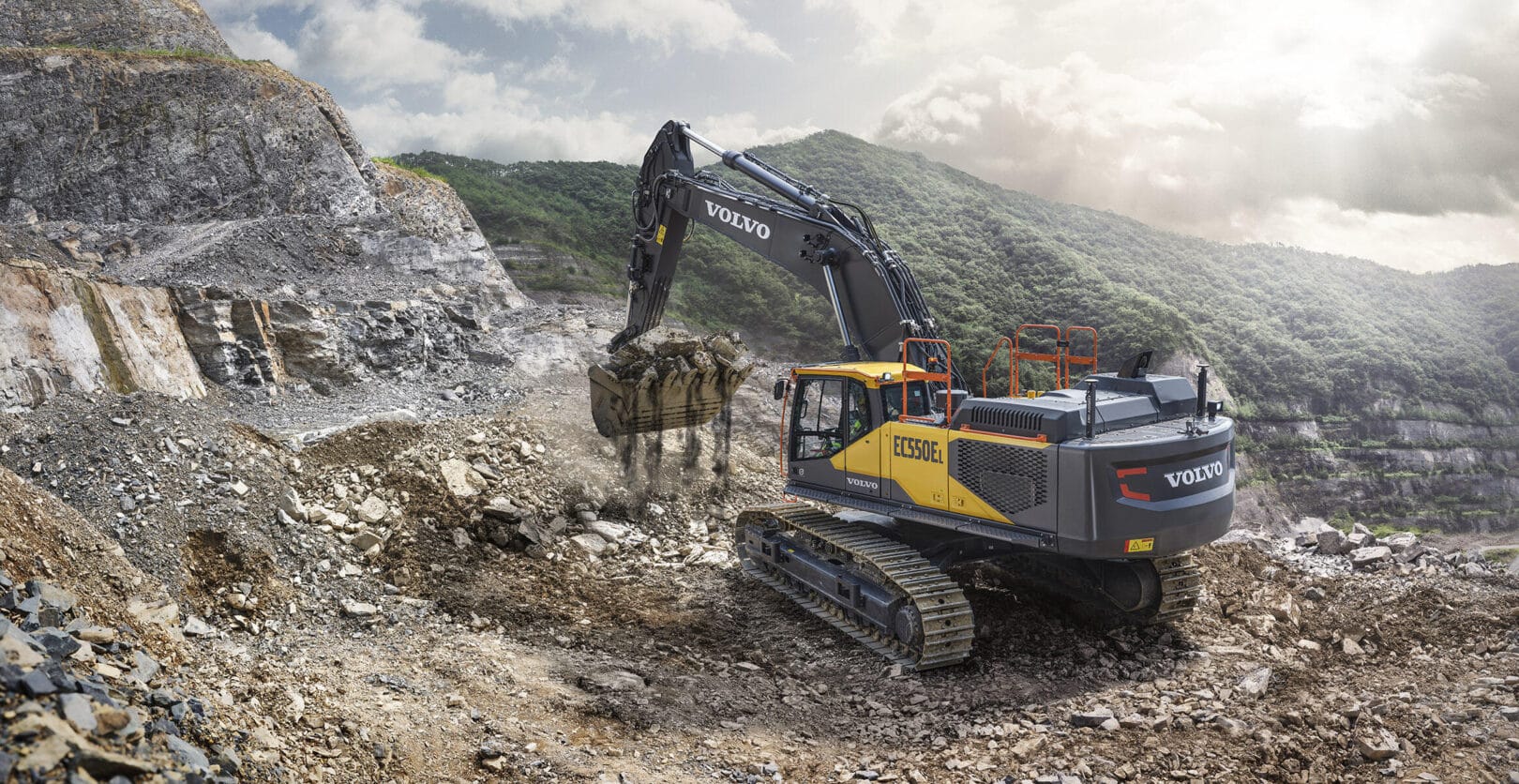 How Can You Improve the Performance of Your Tracked Equipment?