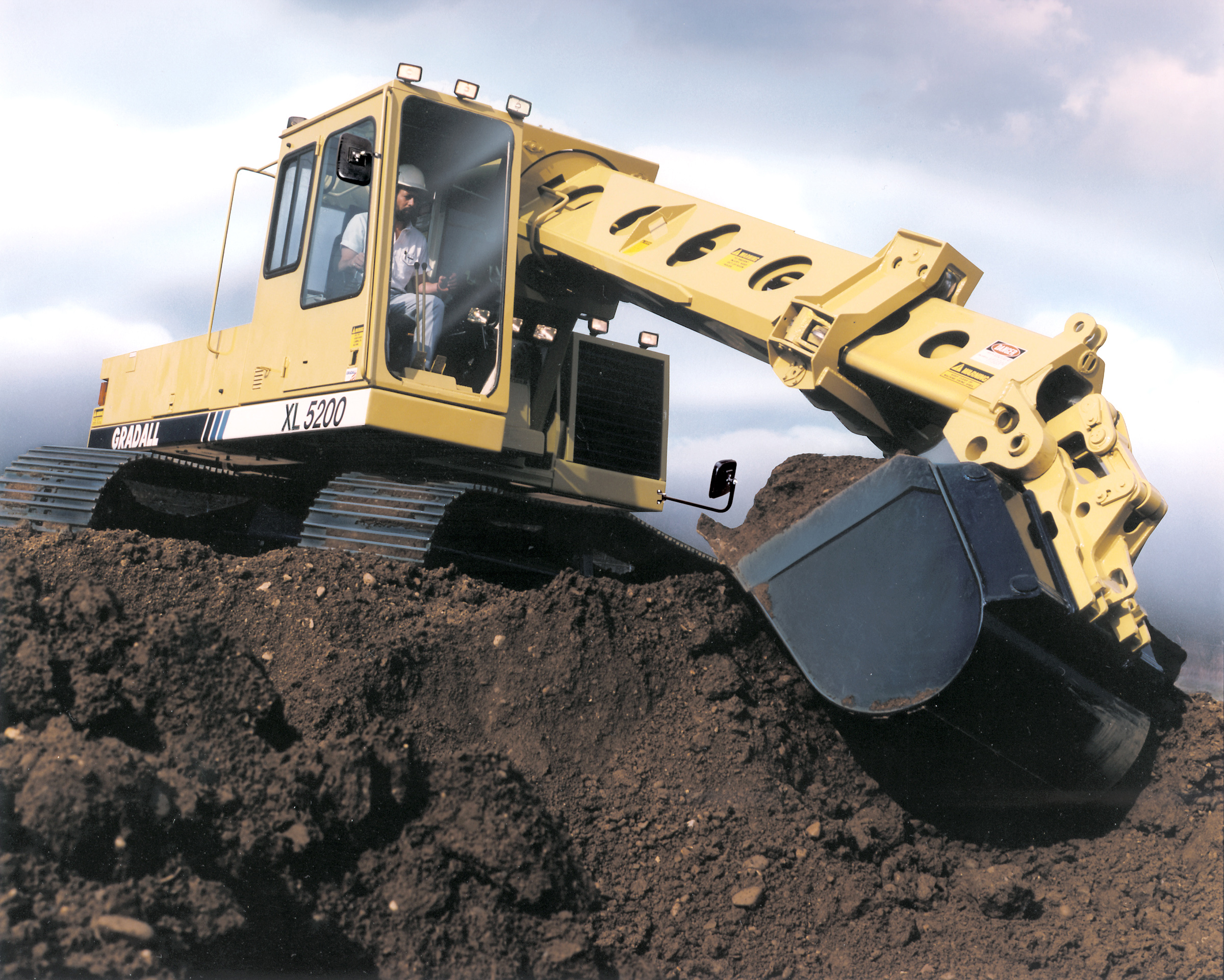 Versatile Boom with Exceptional Reach and Flexibility