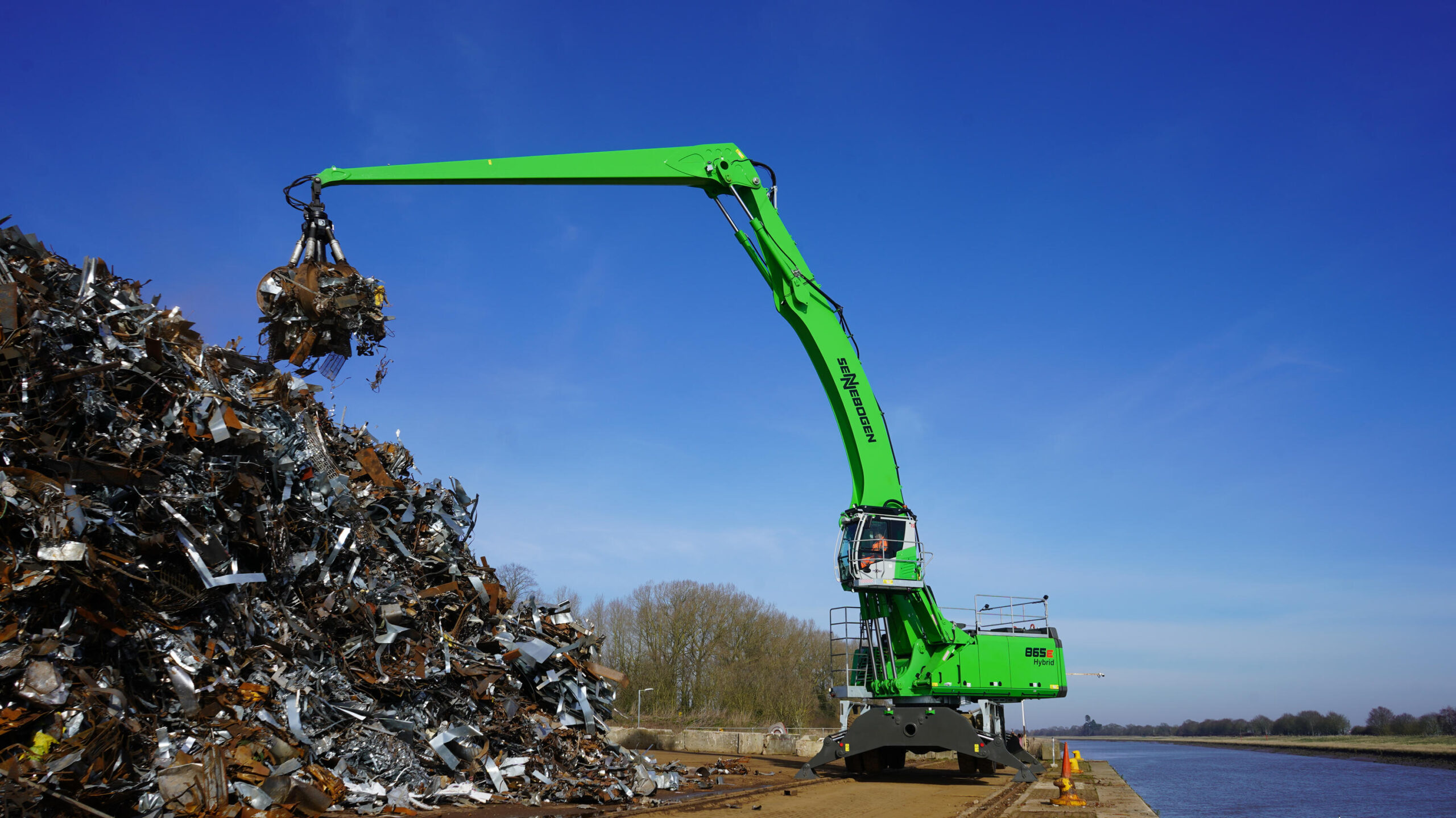 865 E Hybrid