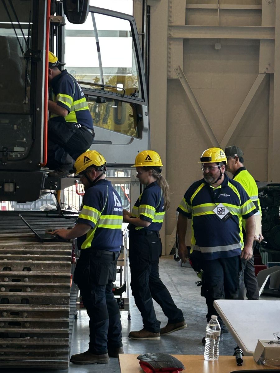 Ascendum Technicians Advance to Volvo’s Global Masters Competition in Sweden