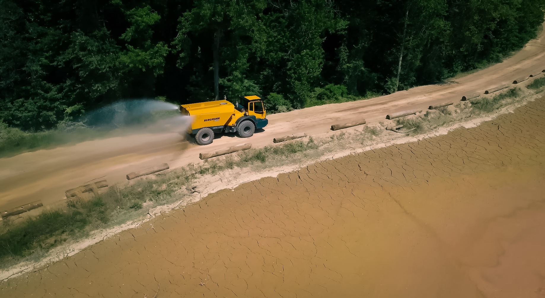Signs Your Water Truck Is No Longer Keeping Up With Job Site Demand